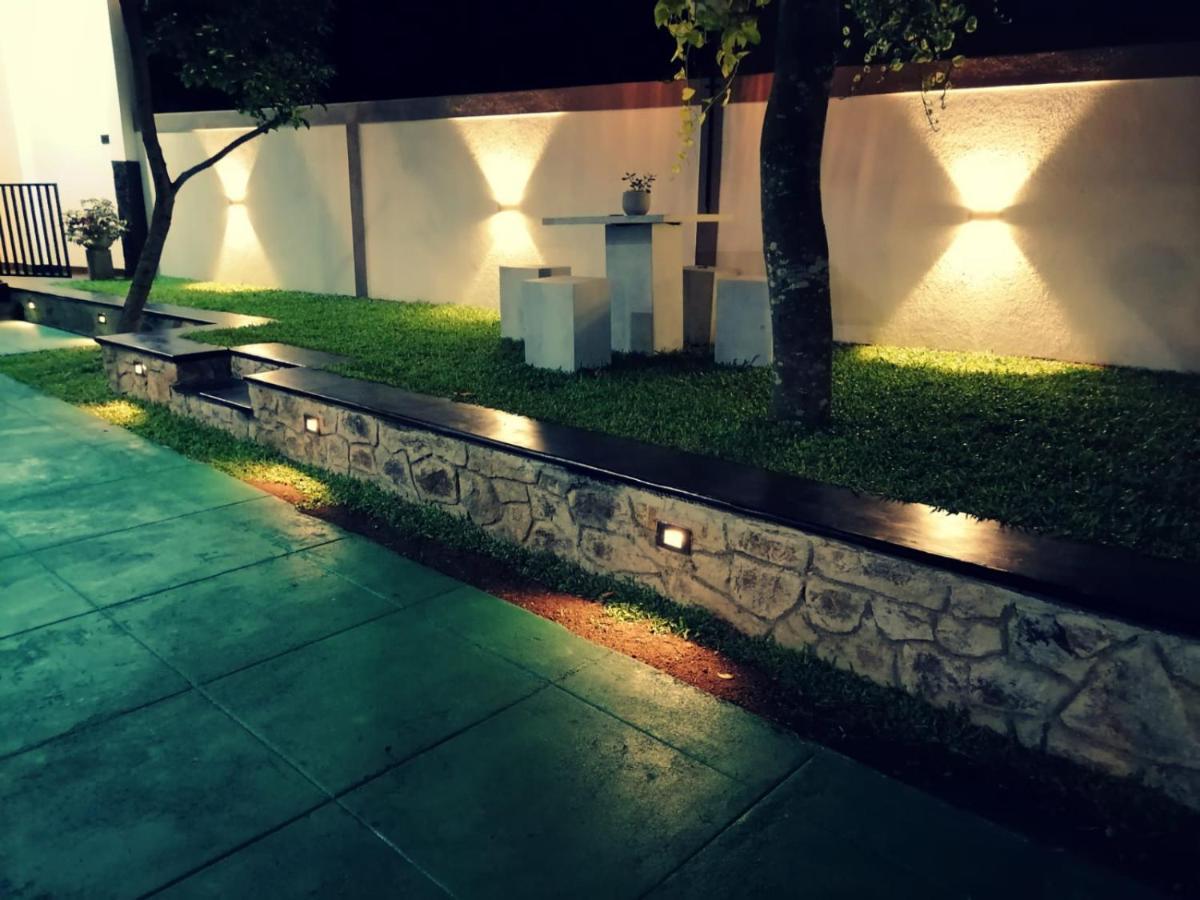 Ceylonima Home Stay Анурадхапура Екстериор снимка